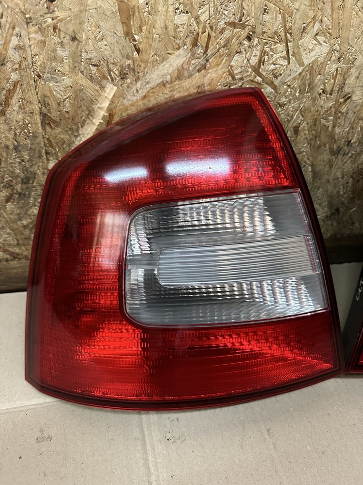 Задні стопи фари фонарі Шкода Октавія А5 ФЛ Skoda Octavia A5 FL 08-13
