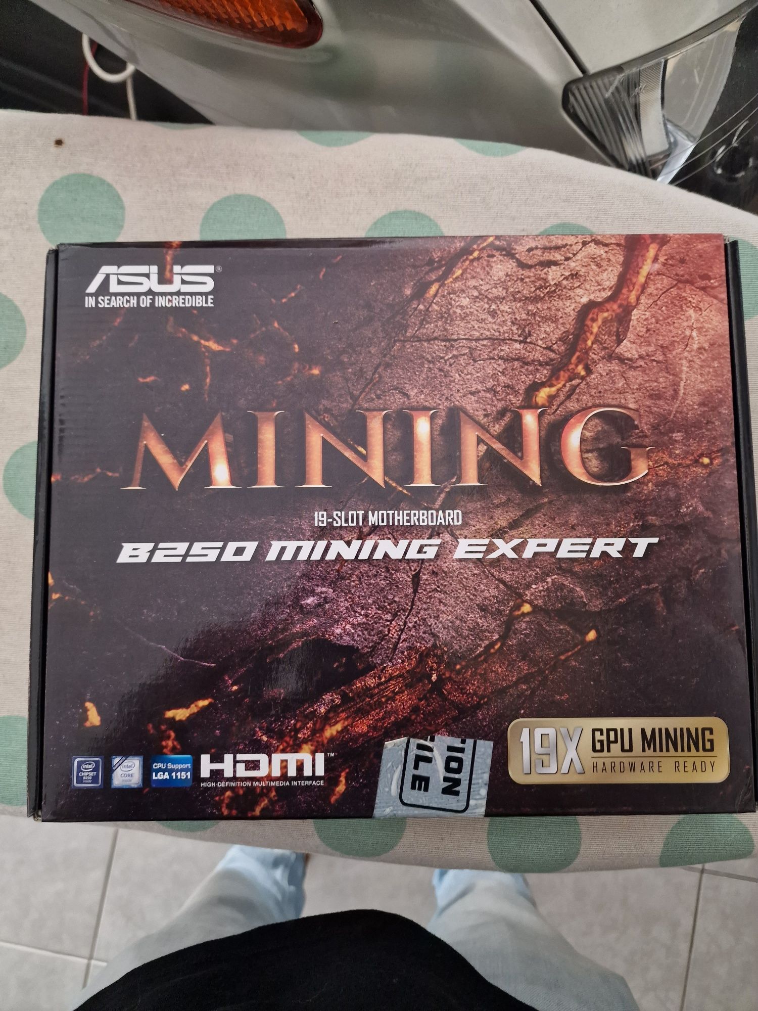Asus Motherboard B250 Mining expert 19 pci-e