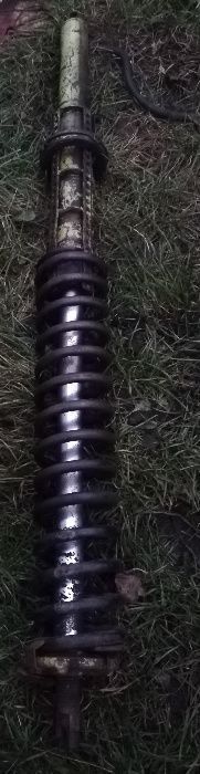 Siłownik podnoszenia hederu kombajn claas Dominator 80,85,88,98 różne