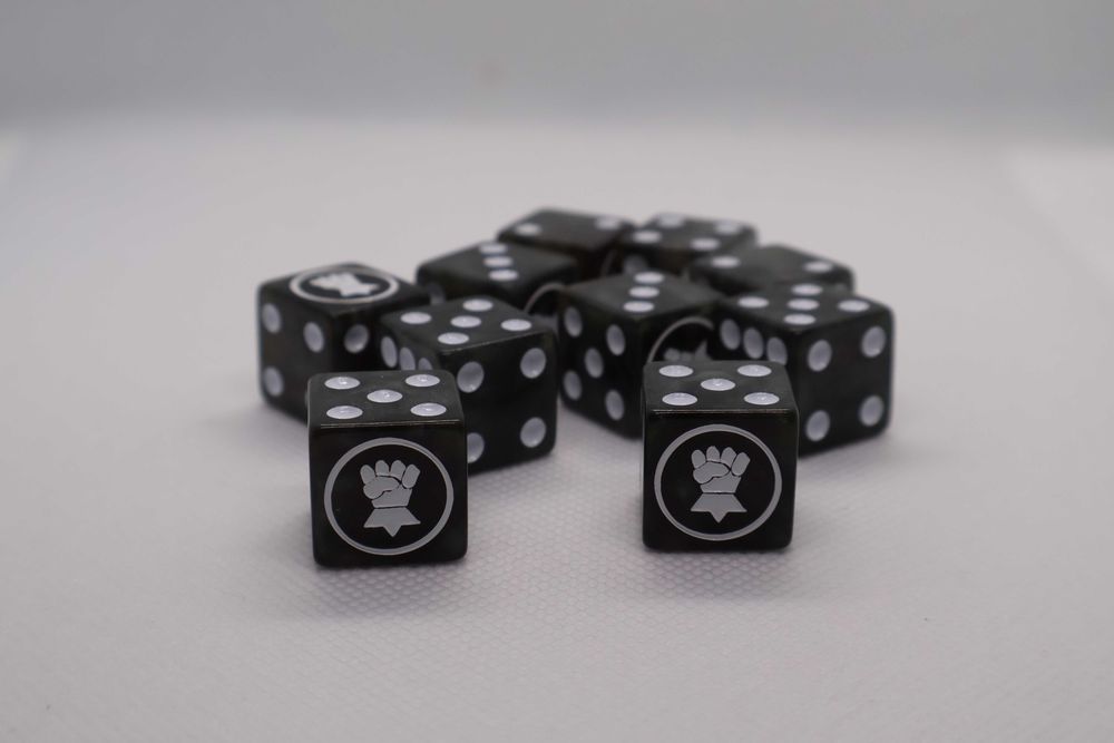 Кубик Warhammer imperial fists16 мм 5шт. (моделі, хобі)