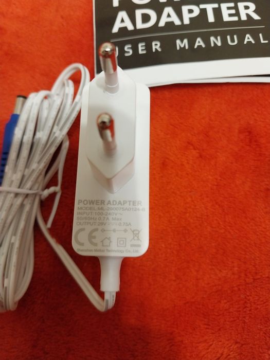 Адаптер живлення з європейською вилкою 100-240В