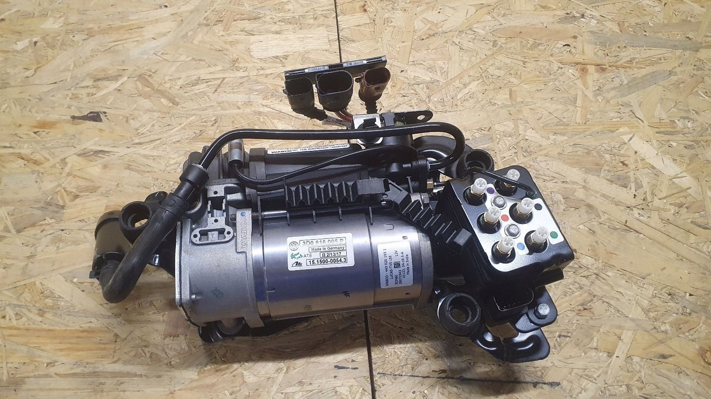Kompresor zawieszenia VW Phaeton 13-16 3D0616005P