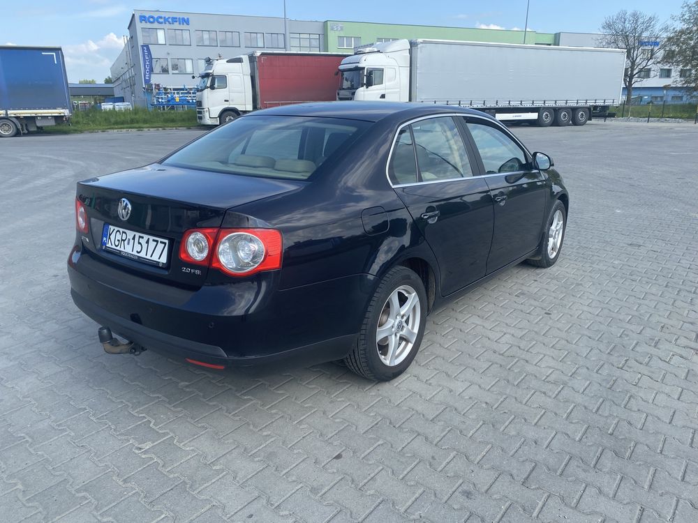 Vw Jetta 2.0 Fsi.. stan Bdb