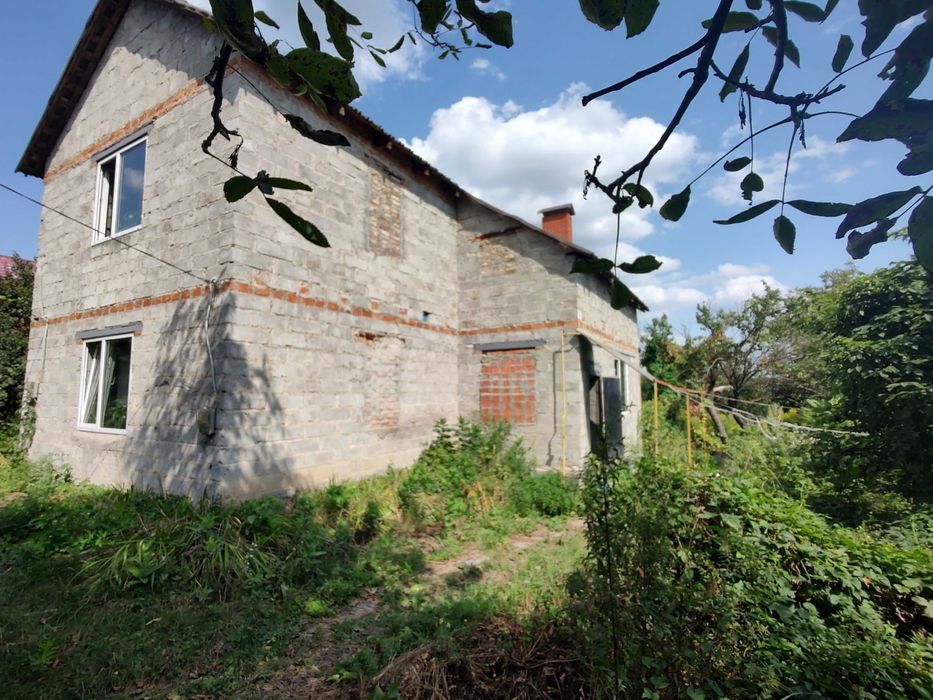 Продажа жилого дома с большим участком