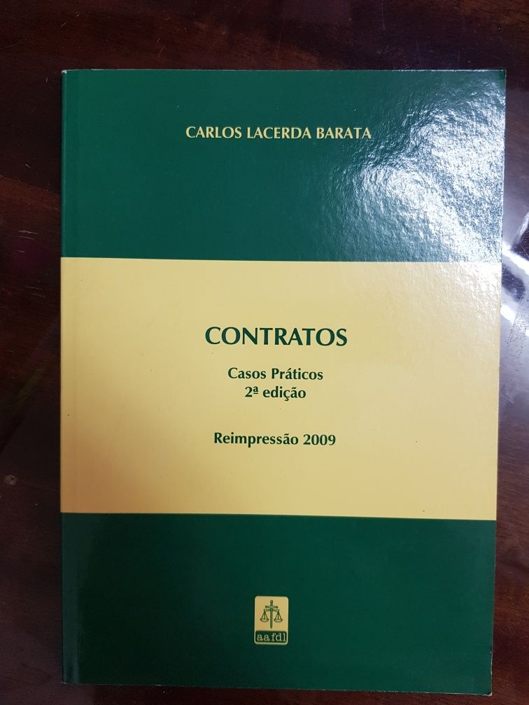 Vendo Livros de Direito