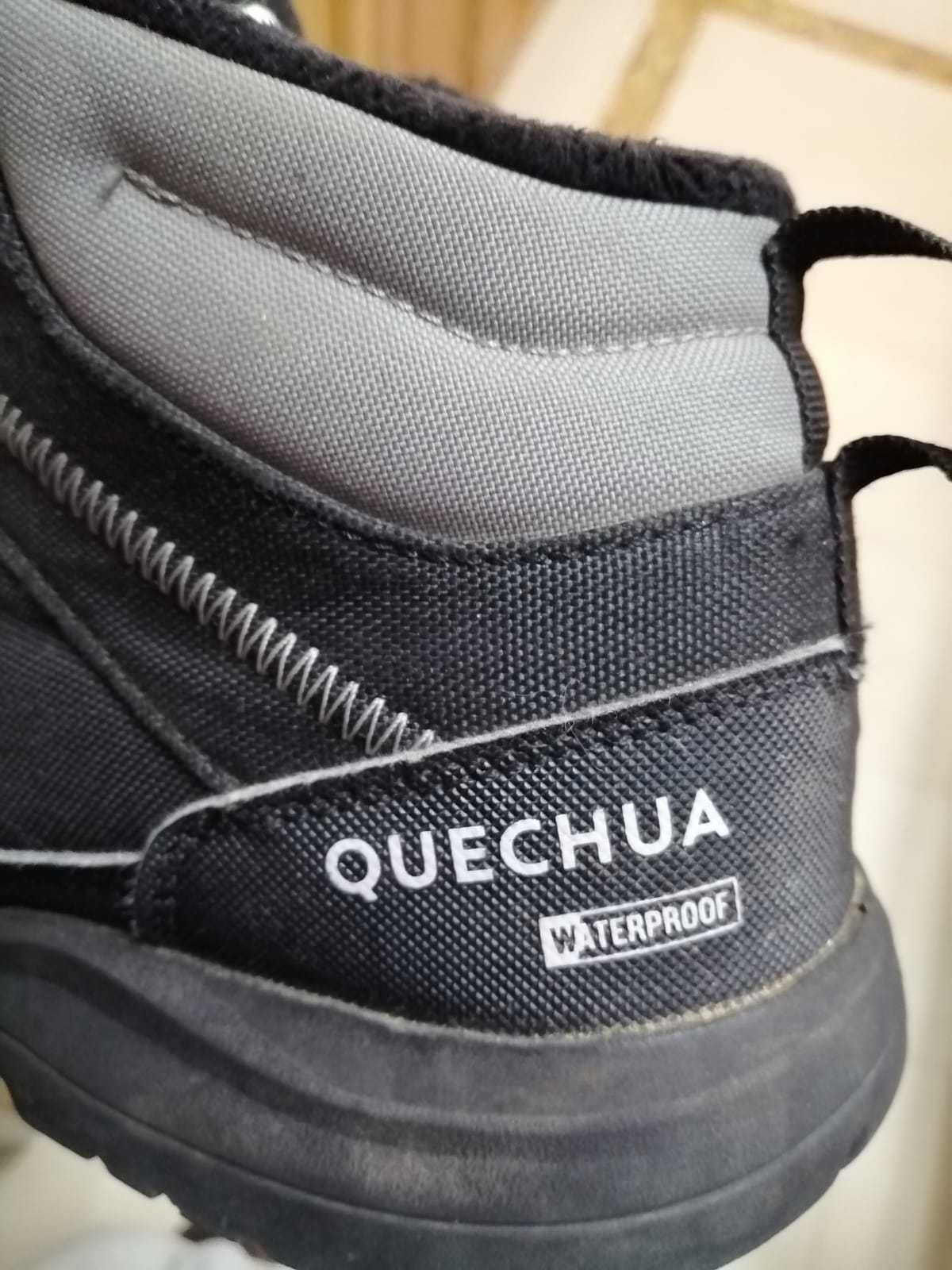 Botas Pretas Quechua