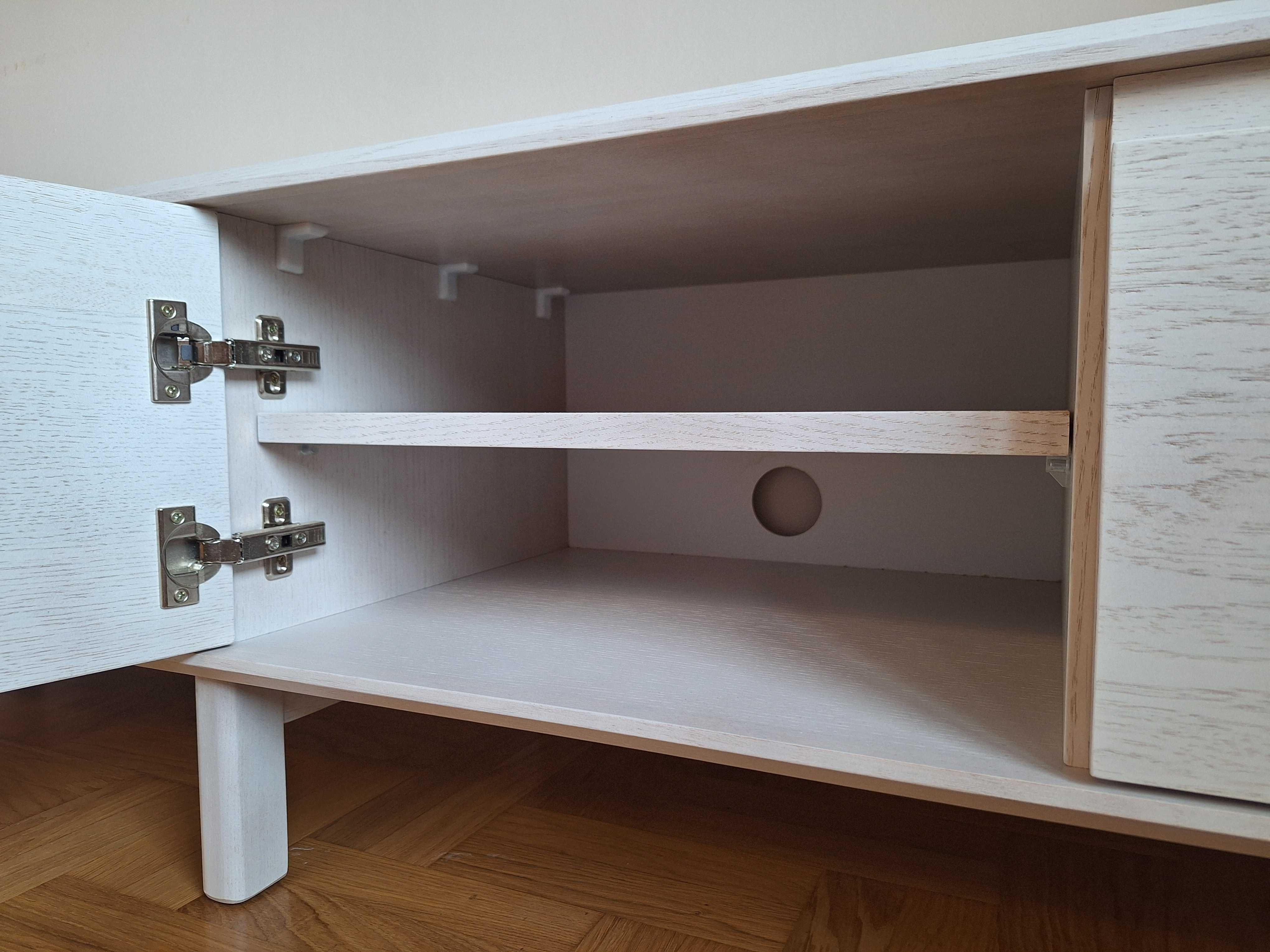 Drewniana szafka RTV 200cm biała (dąb bielony), zawiasy Blum