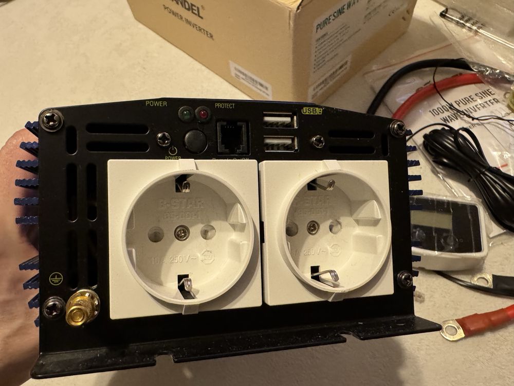 Инвертер Giandel PS-1000PDR чистой синусоидой 1000W/2000W Германия