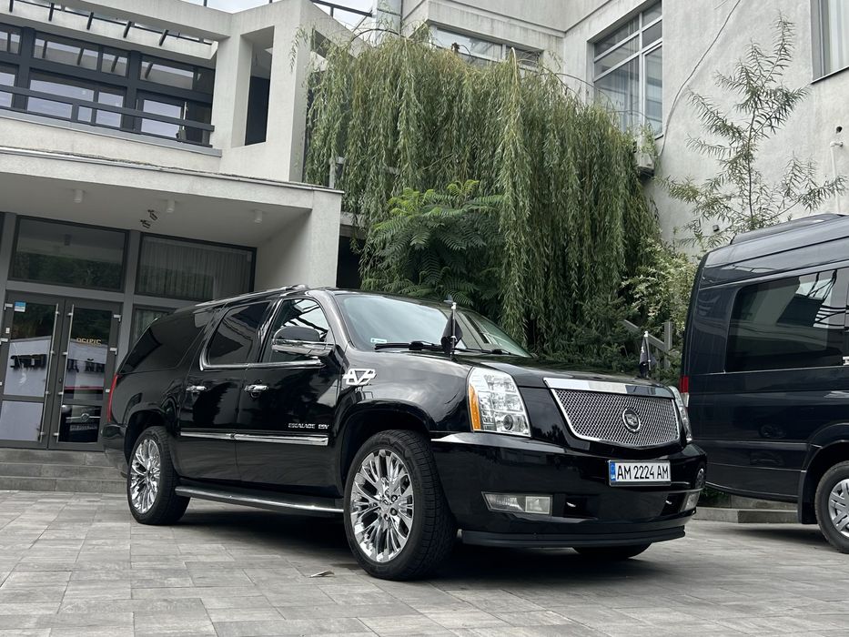 Послуги катафалк Кадилак. Ритуальний VIP транспорт. Оренда катафалк.