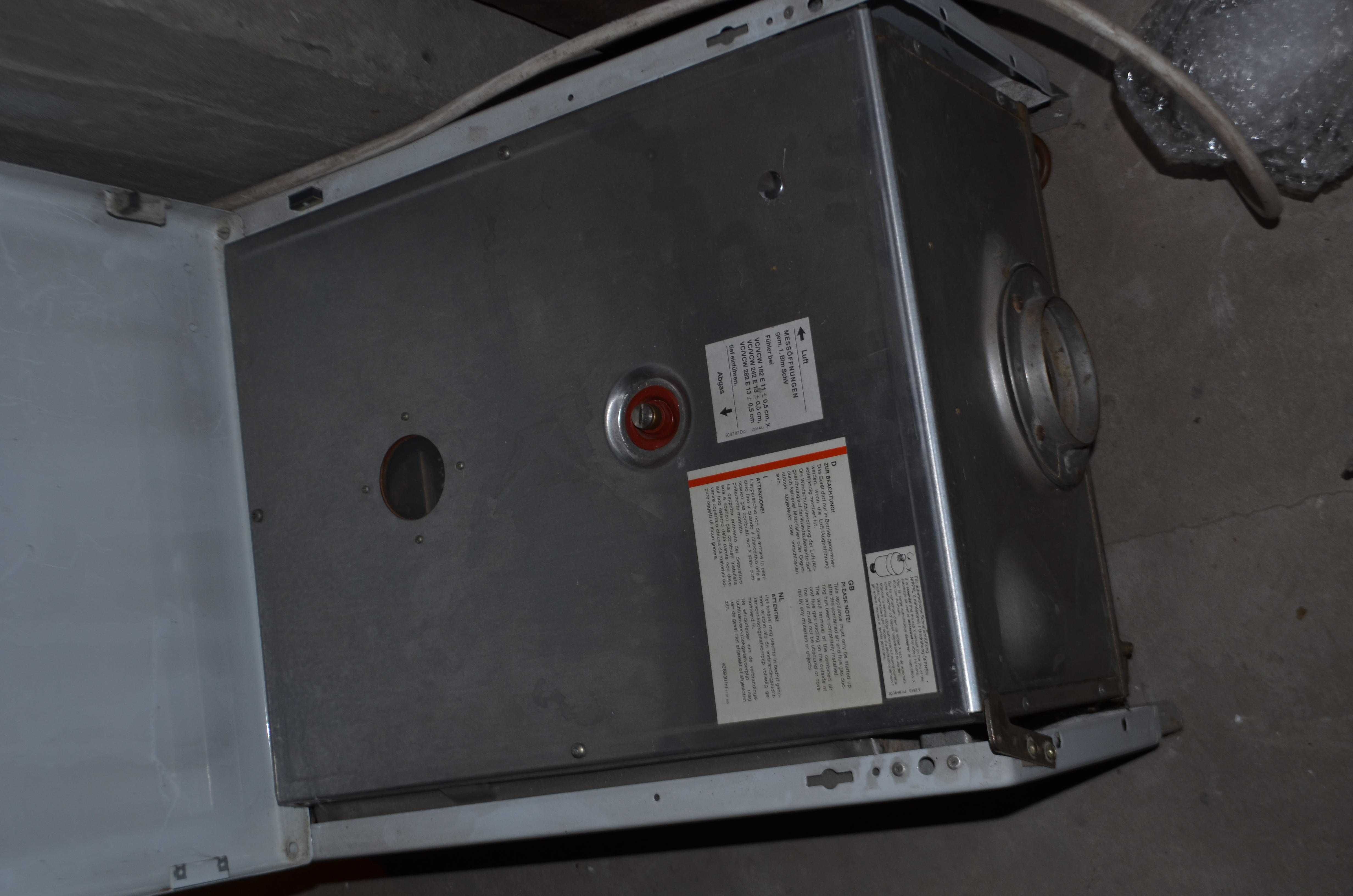 Kocioł piec c.o.v dwu funkcyjny Vailant Thermoblock VCW 182E stary