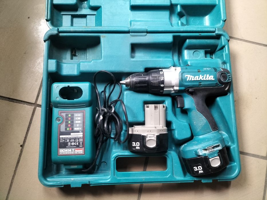 Ударний акумуляторний дрель-шуруповерт Makita