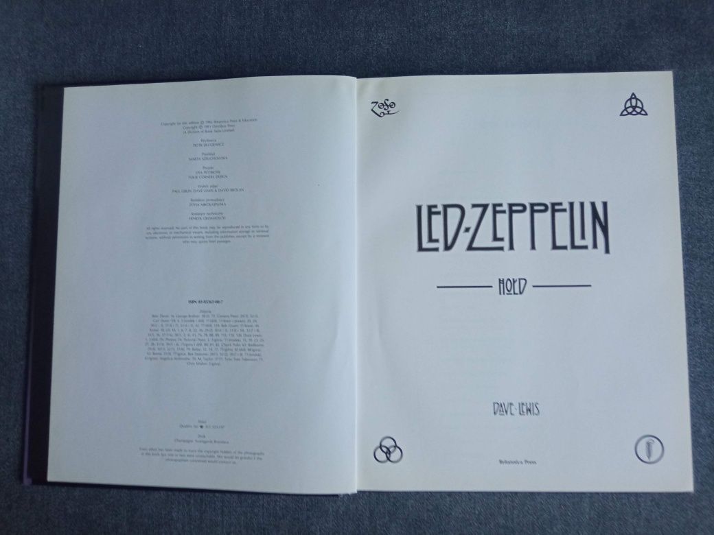 "Led Zeppelin. Hołd" Dave Lewis
