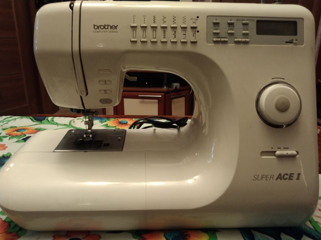 Швейная машина Brother computer sewing, super ase 1.