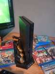Sprzedam PlayStation 4