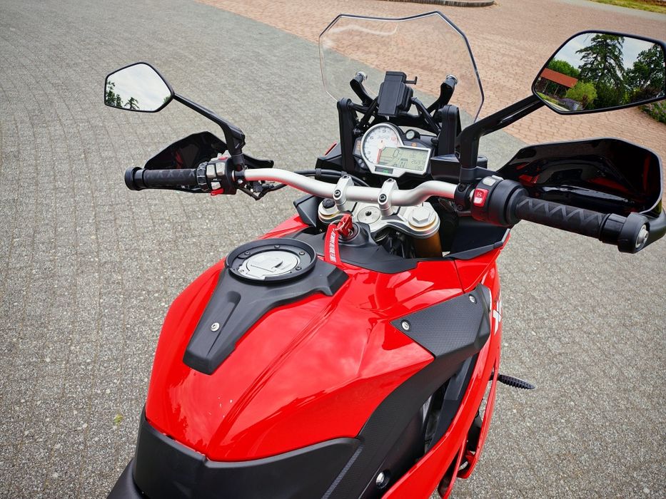 BMW s1000xr super stan. Cena do końca listopada.