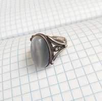 Перстень кольцо з сірим камнем, Срібло 925 проба, Розмір 18,5