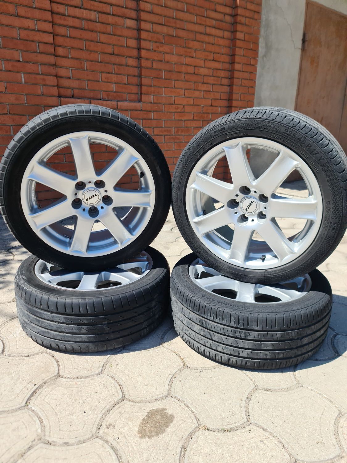 Диски Rial R17 5×112
