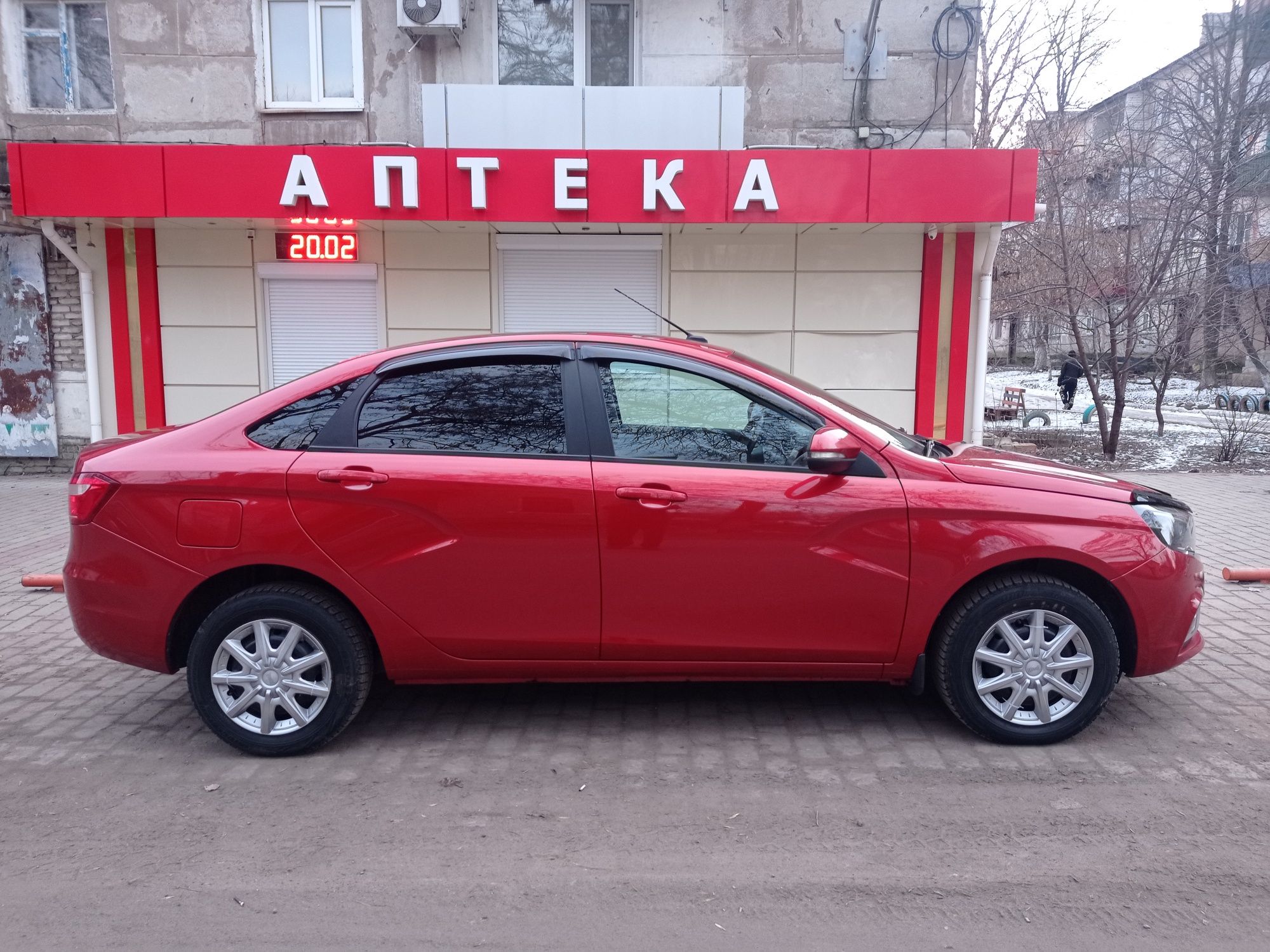 !!! Продам отличный автомобиль LADA VESTA Luxe - 2017 год !!!