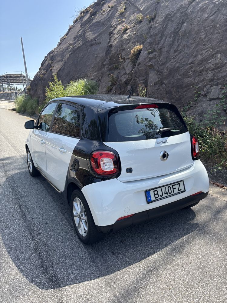 Smart ForFour Eletrico