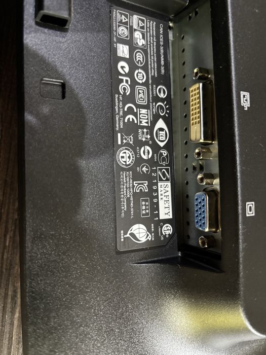 Monitor hp p221 22 cale