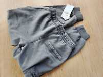 Spodnie dresowe marki Reserved r. 128