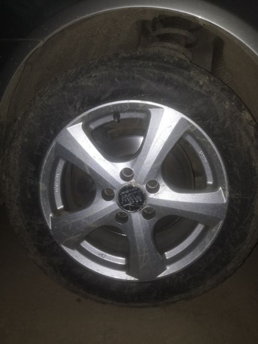 Продам титани 5х112 з резиною 205 60 16.Фольцваген, Шкода