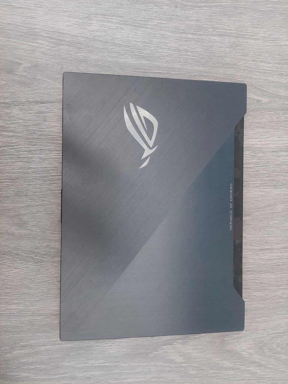 Asus ROG Strix SCAR II GL504GM