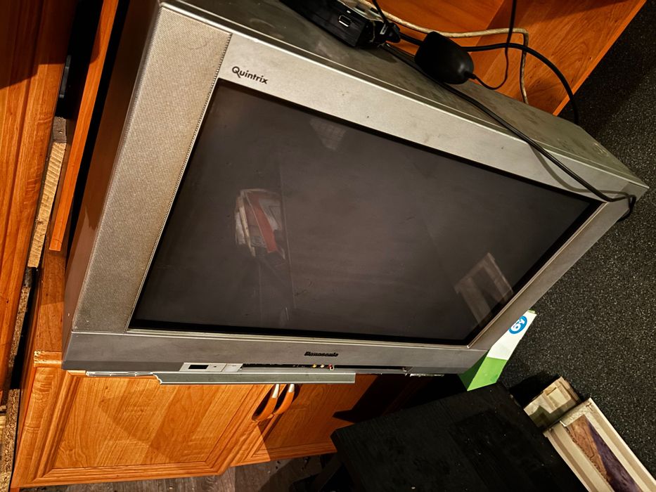 Telewizor Panasonic TX-28pk2/e sprawny na działkę itp