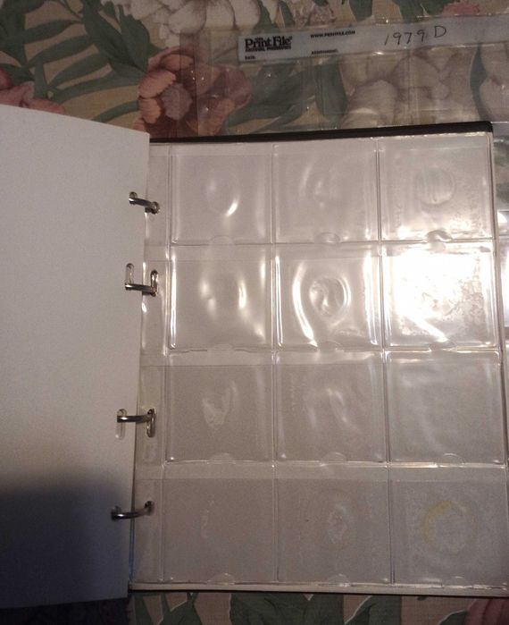 Album numizmatyczny na monety w Holderach B-5