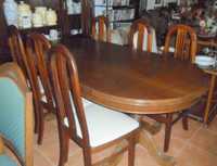 Mesa sala de jantar com seis cadeiras