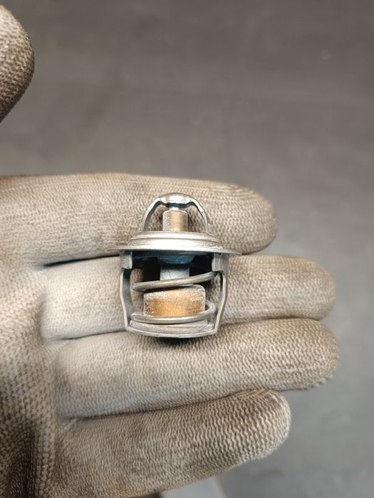 Termostat wody płynu części Yamaha 125 DT R RE X TDR TZR KTM Sachs ZX