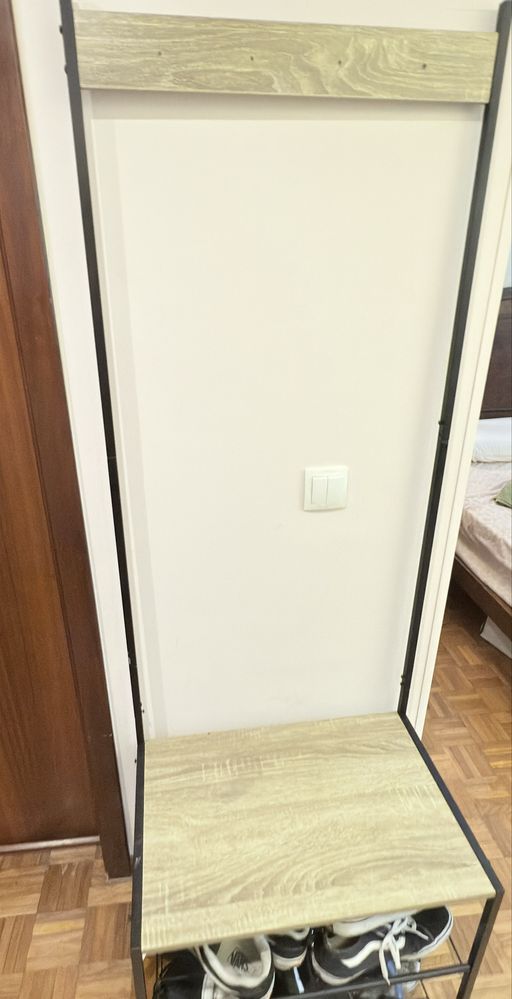 Cabideiro com sapateira