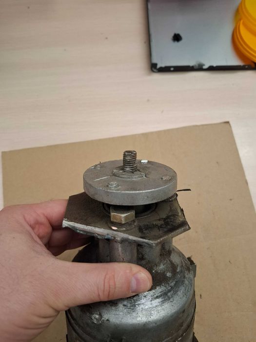 Silnik 0,8A 200W 3-fazowy / jednofazowy z kondensatorem