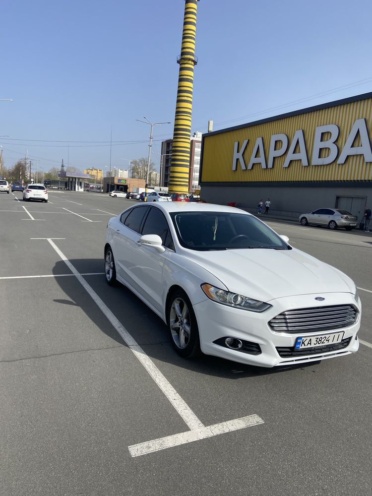 Продам авто Ford Fusion USA, 2,5 обьєм, 2014 року