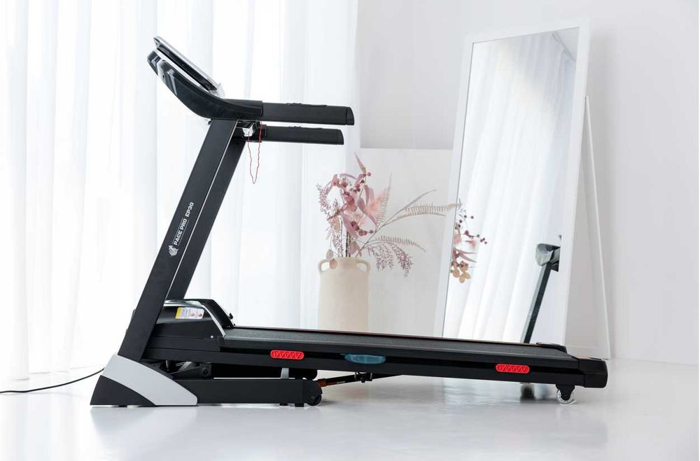 outlet powystawowa Bieżnia elektryczna Pace Pro EP30 do 130 kg