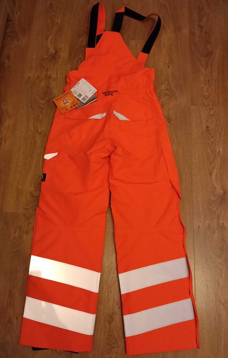 Sprzedam nowe spodnie zimowe firmy Mascot rozmiar S