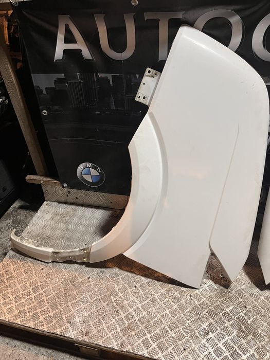 Vw crafter blotnik prawy lewy bialy