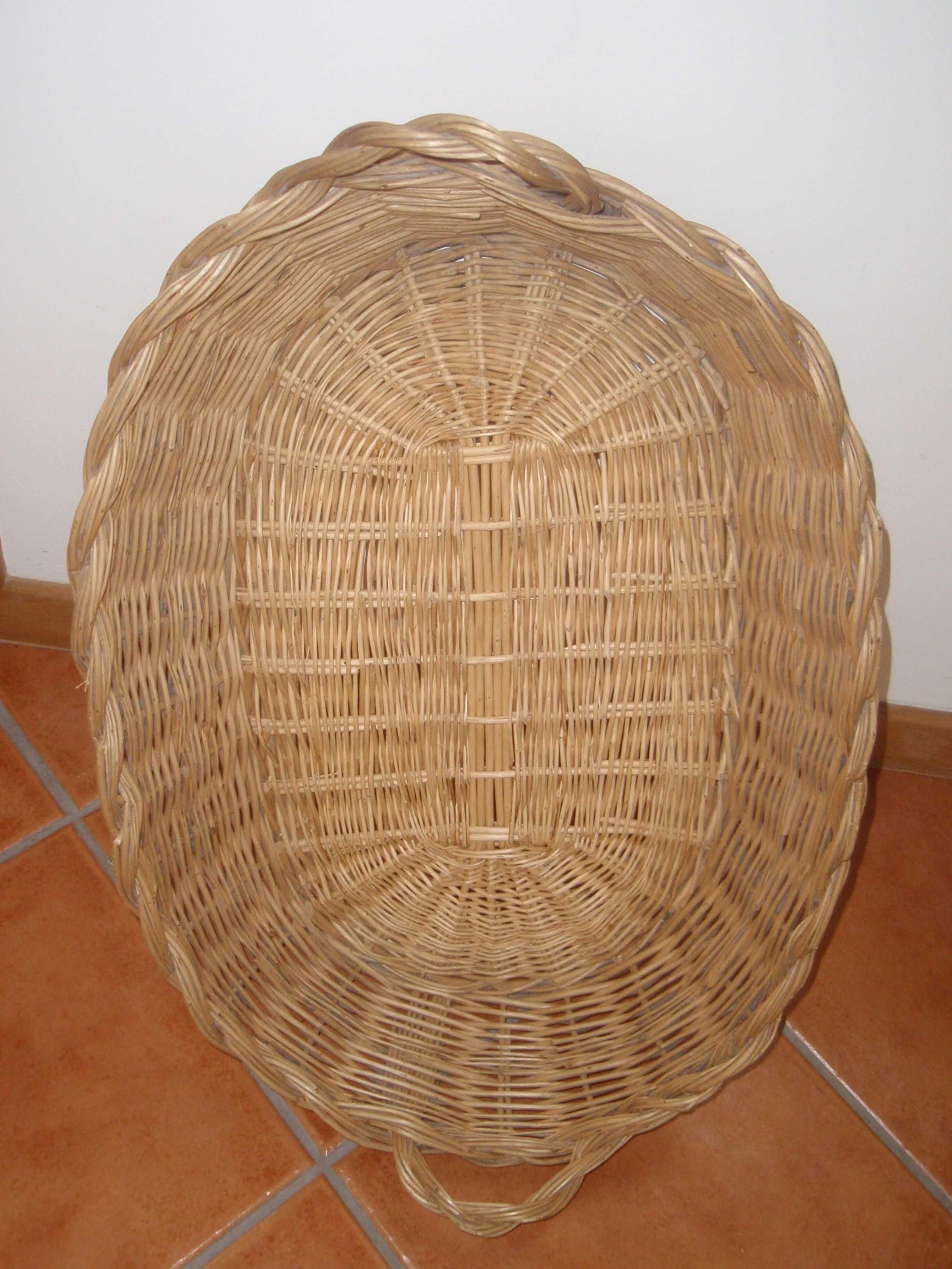 cesta antiga (em verga)