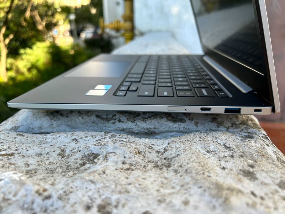 Samsung Galaxy Chromebook Go 14