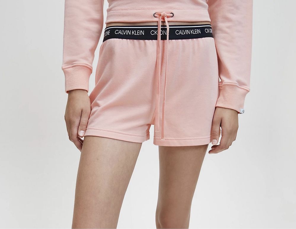 Стильные спортивные шорты Calvin Klein. S/M. 100% оригинал!