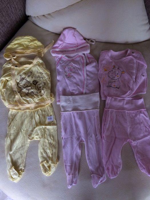 Одяг новонародженим (напівкомбінезони)