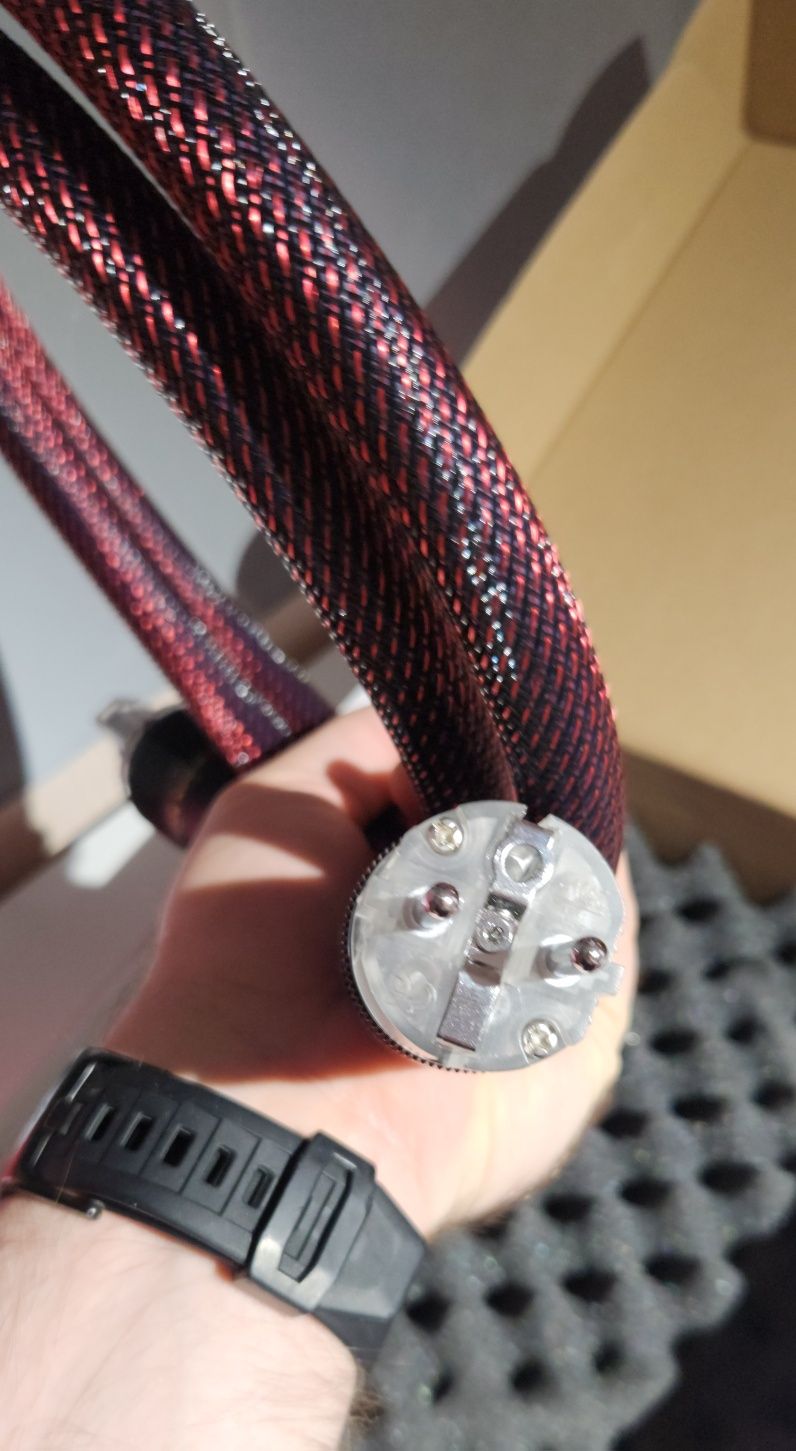 Hi-End Hi-Fi Audio Кабель живлення змінного струму. (1.5 метра)