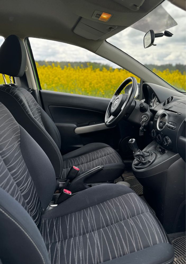 Mazda 2 benzyna 2008 - 5 drzwi
