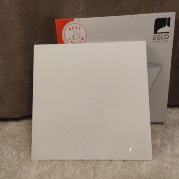 Lampa sufitowa LED biala