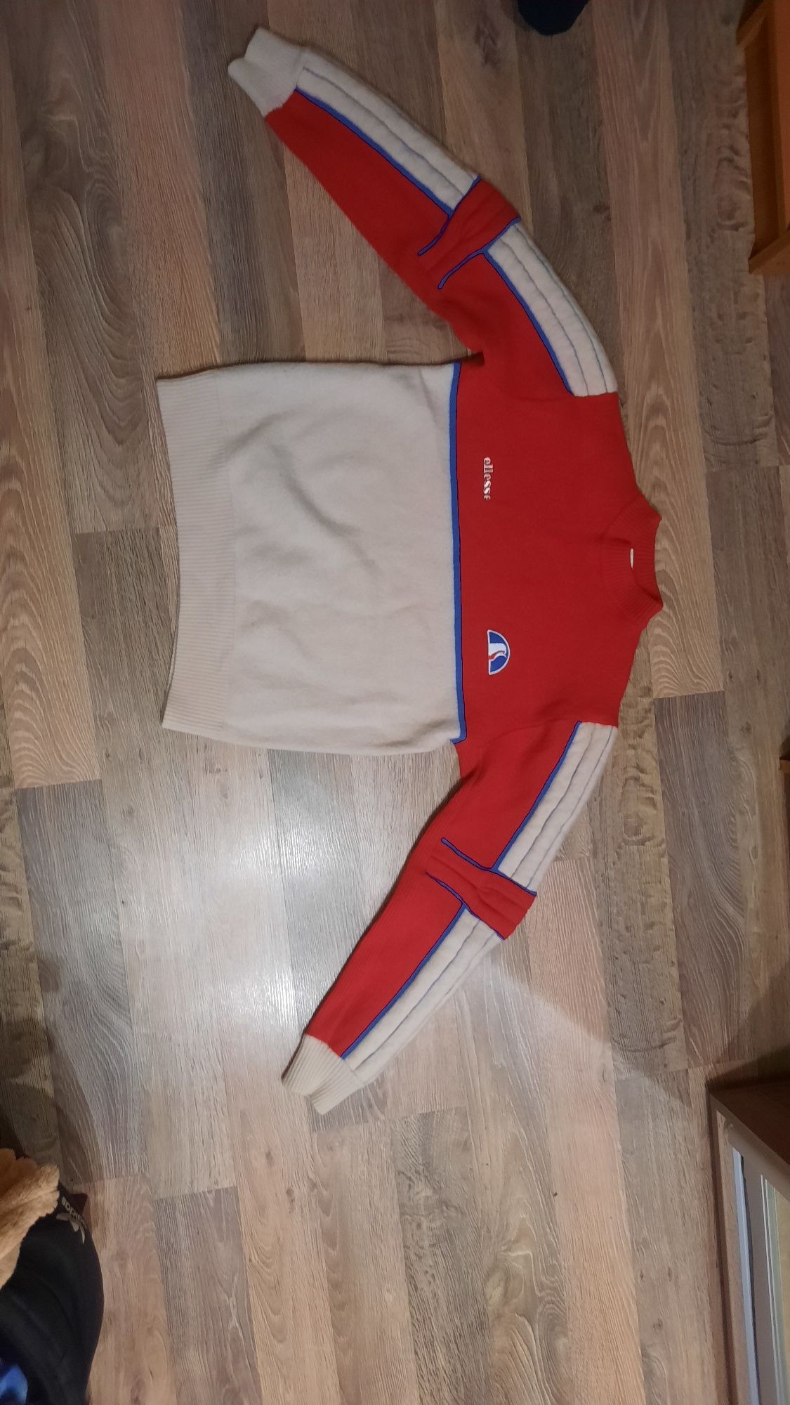 Свитер ellesse woolmark