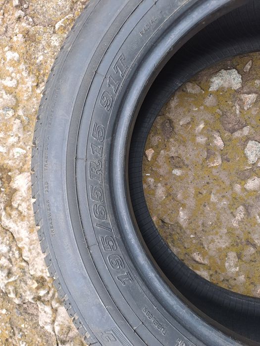 Продам шину DUNLOP