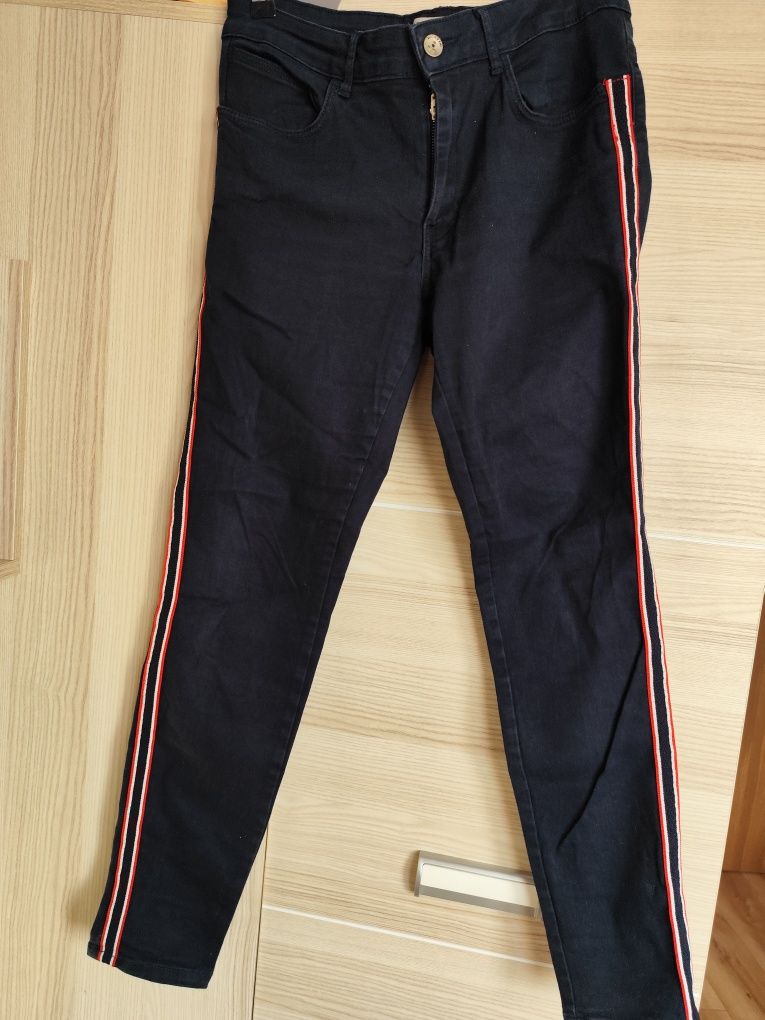 Spodnie jeansowe Zara Basic rozmiar M