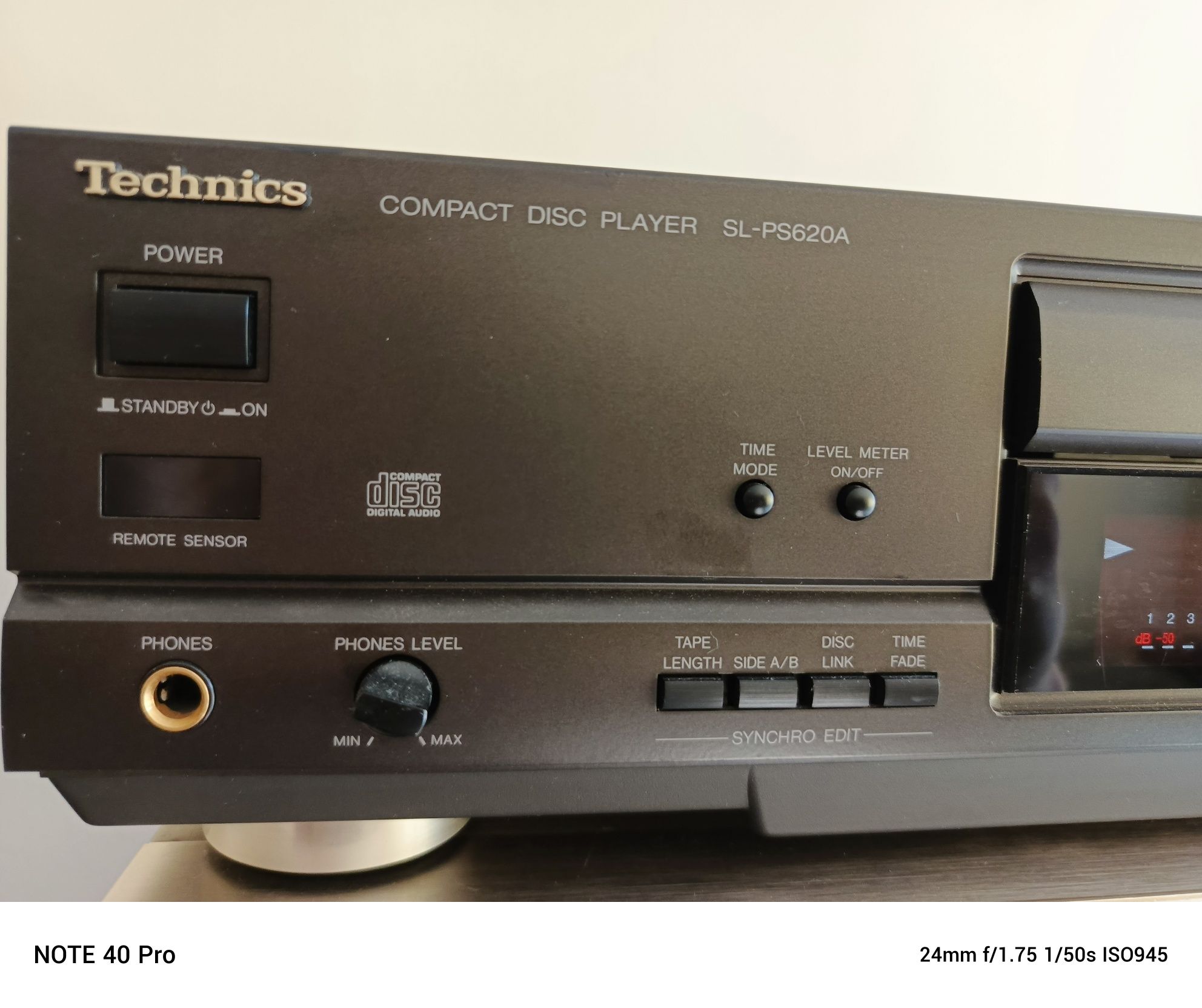 Technics odtwarzacz CD.