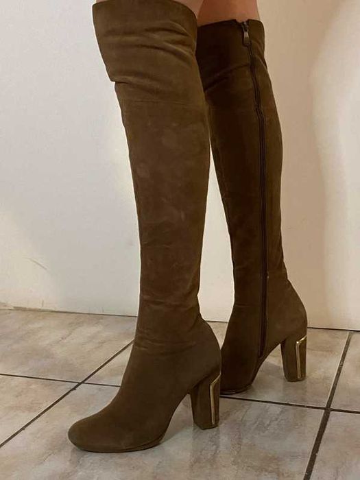 Brązowe kozaki od Due temot