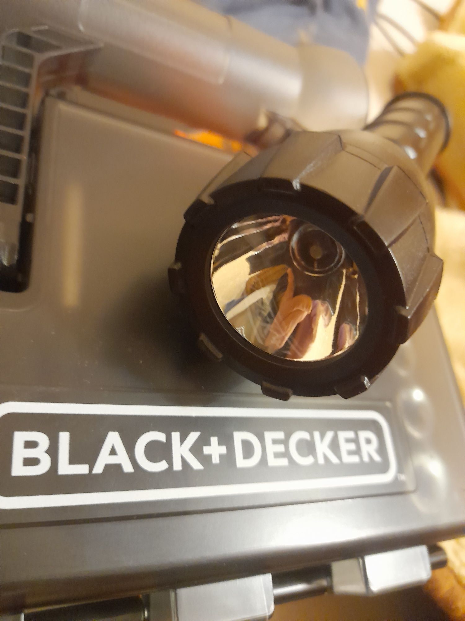 Профессиональный наборотвертка с насадками Black-Decker